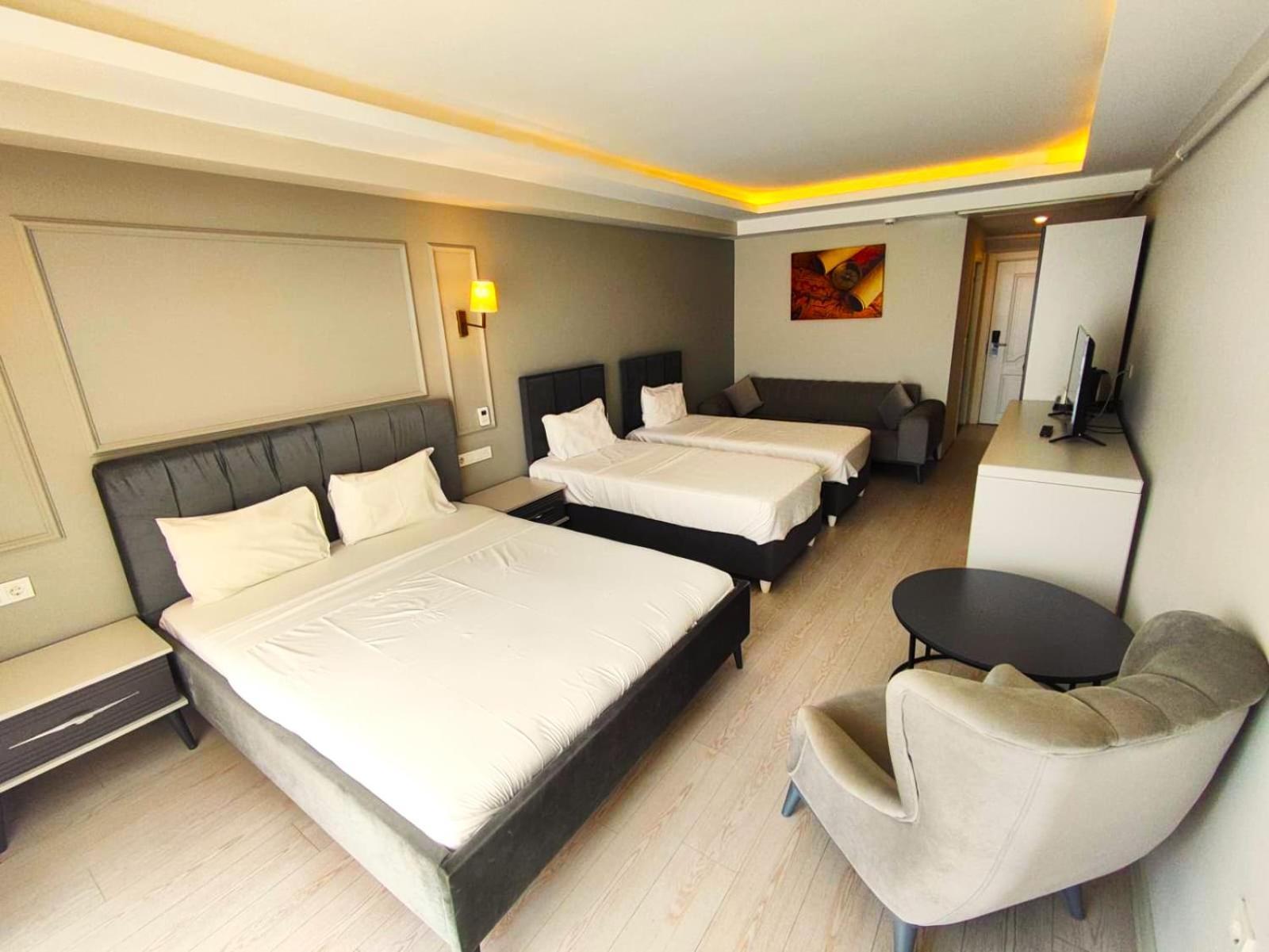 Petra Hotel Tuzla — Photos 2